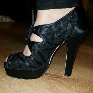 Tie up ankle heels