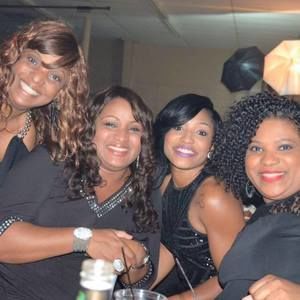 Meet your Posher, Shenel