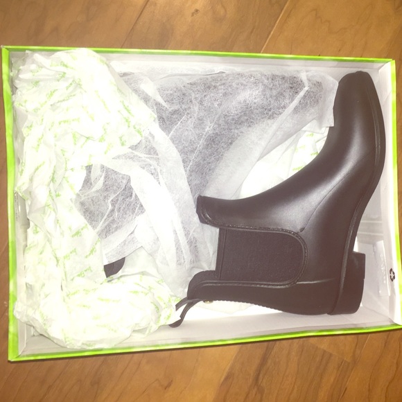 Sam Edelman black matter ankle high rainboots - Picture 1 of 4