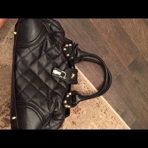 ****SOLD********Burberry Satchel!