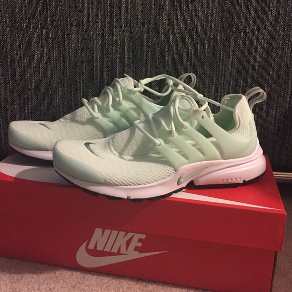 Women's NIKE Air presto