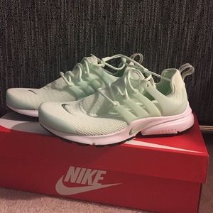 Women's NIKE Air presto