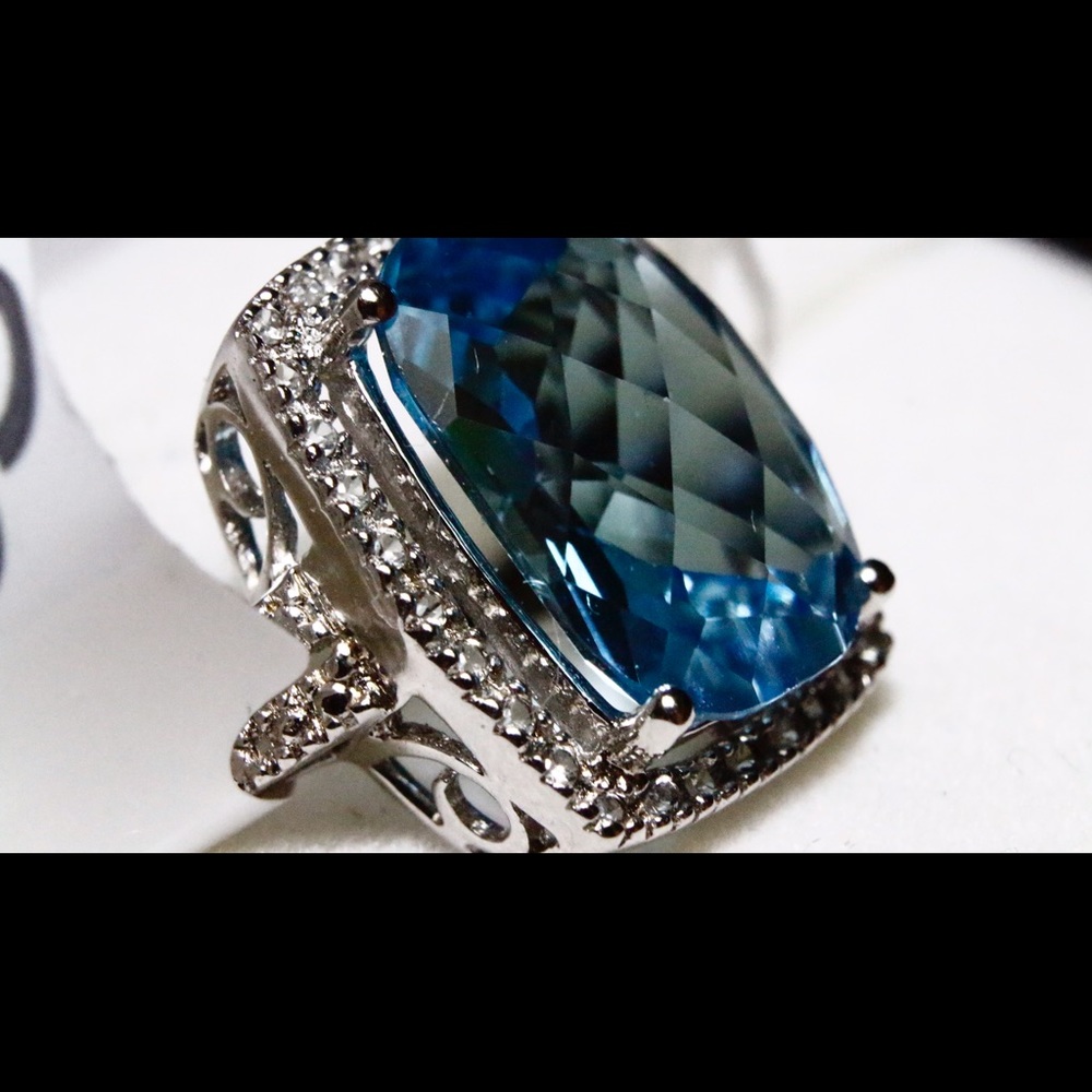TOPAZ RING - Picture 3 of 4