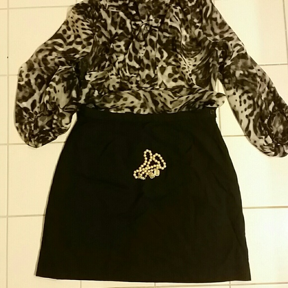 Black Wool skirt