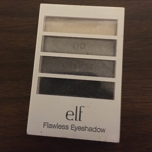 Elf eye shadow with four shades and a brush