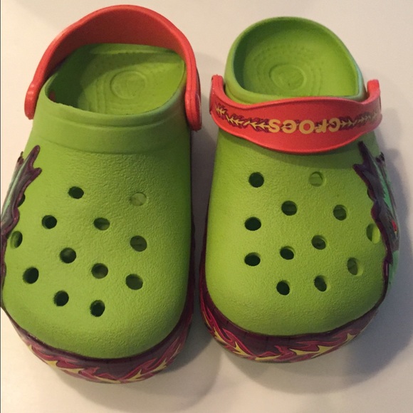 NWOT crocs. Never worn perfect condition