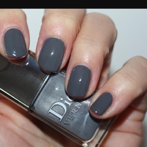 Dior Gris Montaigne 707 Nail Polish