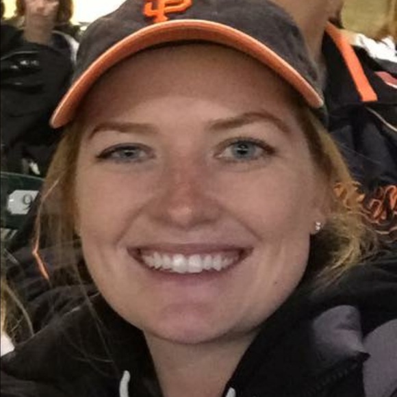 Meet your Posher, Cassie