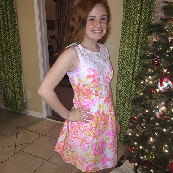 Lilly Pulitzer Reagan dress size 4 - Picture 2 of 3