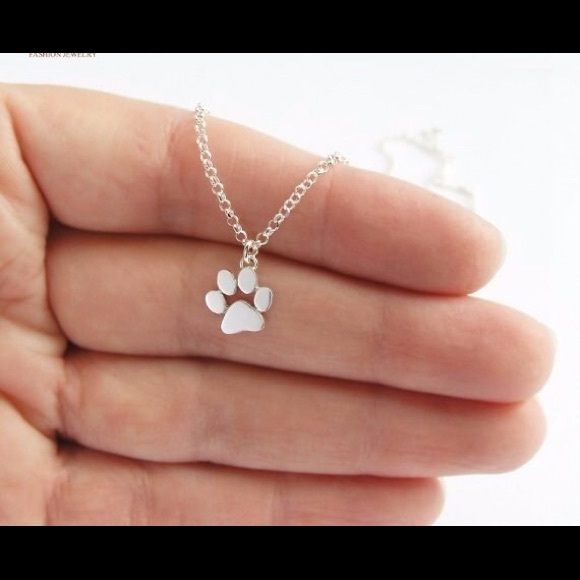 ❤️4 for $20 Sale❤️ Forever paw necklace - Picture 2 of 3