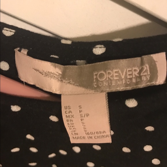 Forever 21 Polka Dot Crop Top - Picture 2 of 3