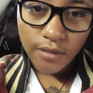 Meet your Posher, Latisha