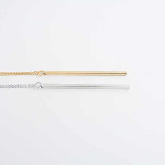 ❤️4 for $20 Sale❤️elegant gold/silver bar necklace - Picture 3 of 4