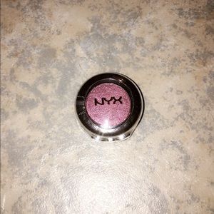 NYX Prismatic Eyeshadow