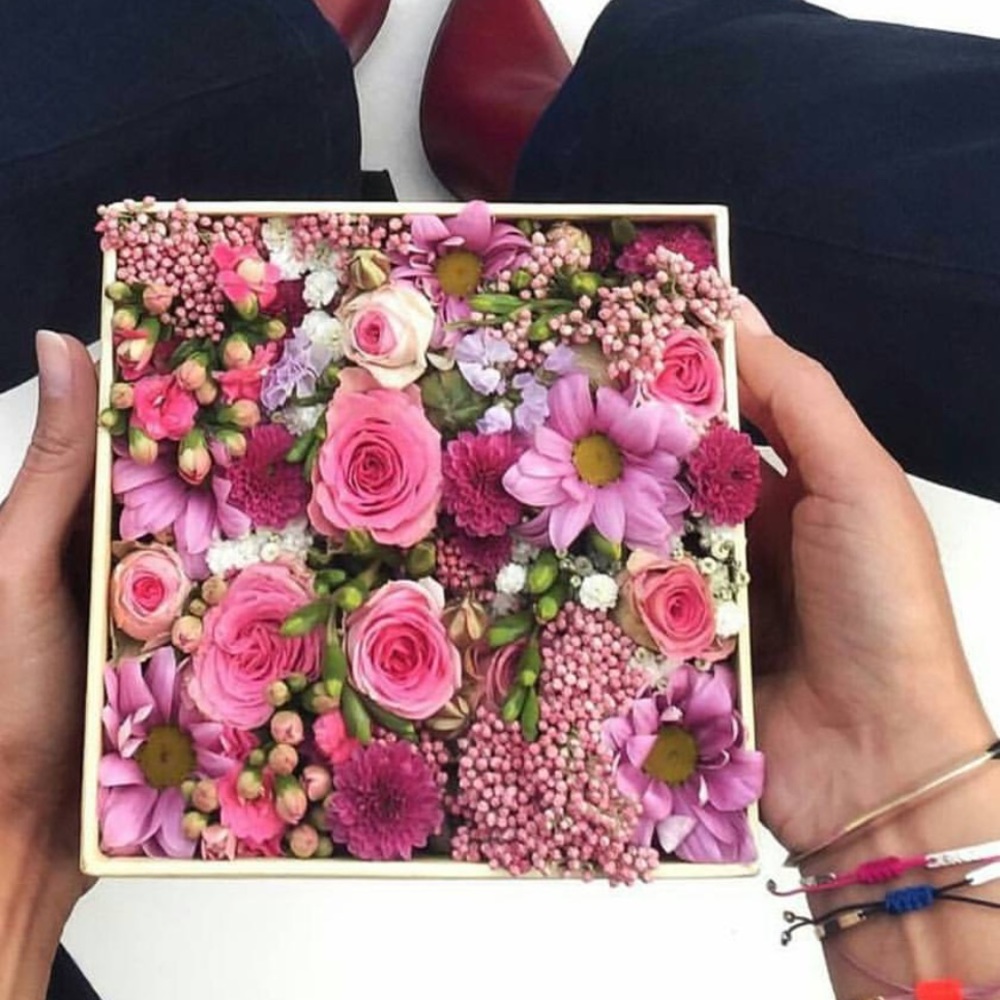 Meet your Posher, Bee