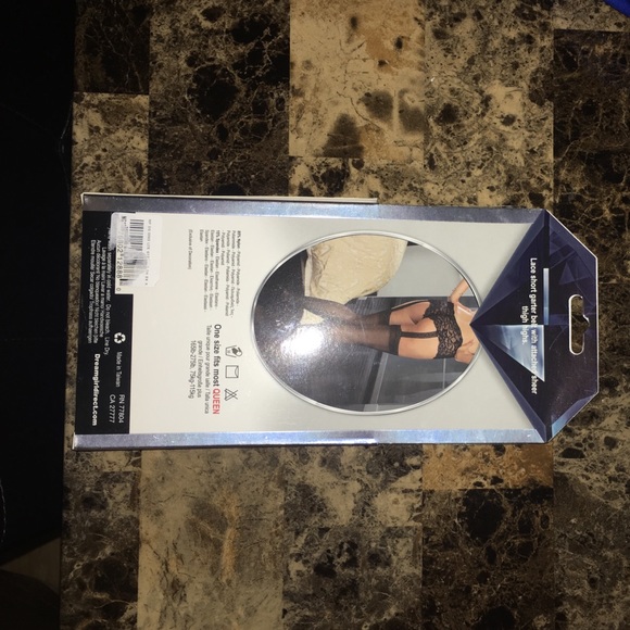 Women's lace thigh highs with straps - Picture 2 of 2