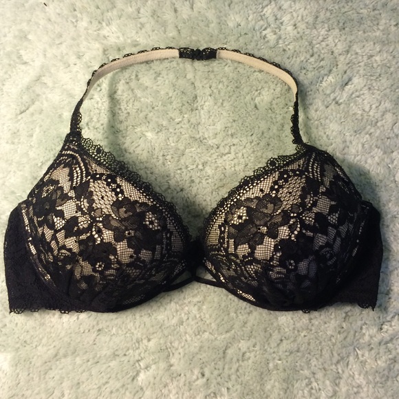 Victoria's Secret Miraculous lace bra