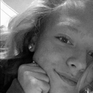 Meet your Posher, Whitney