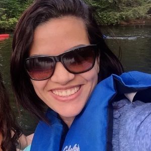 Meet your Posher, Bruna