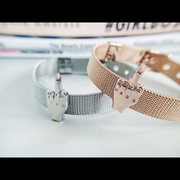 FU Middle Finger Bracelet - Picture 3 of 4