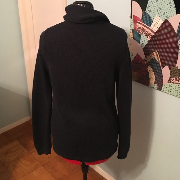 Navy blue sweater - Picture 2 of 3