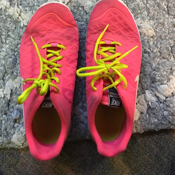 Nike free Shoes