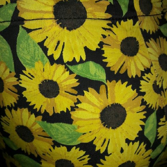 H & M shorts - Picture 3 of 4