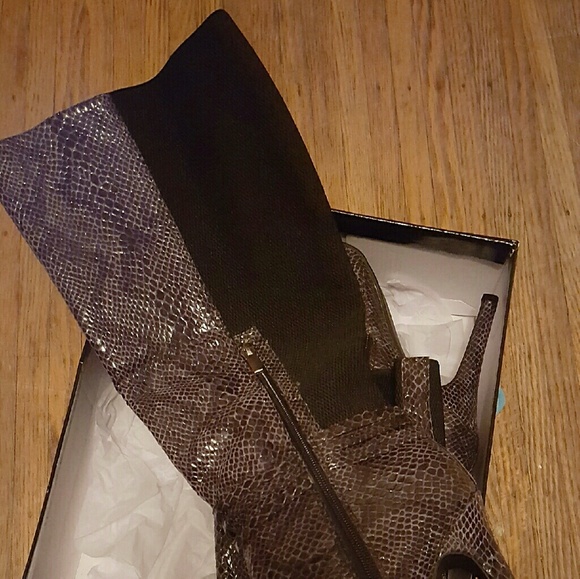 Sold - Picture 2 of 3