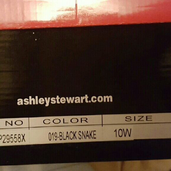 Sold - Picture 3 of 3