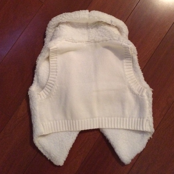 🔹Fur Vest🔹 - Picture 2 of 4