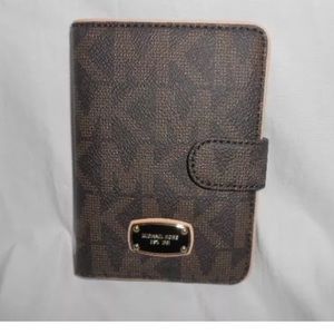 MK travel passport wallet