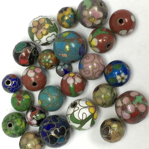Colored Beads With Flowers (double drilled) 24pcs - Picture 1 of 1