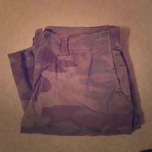 Camo khaki pant 32/34