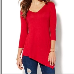 NWT New York & Company Manhattan Tee