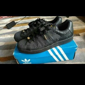Adidas shoes - Mens