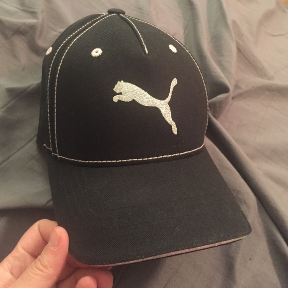 PUMA woman's hat
