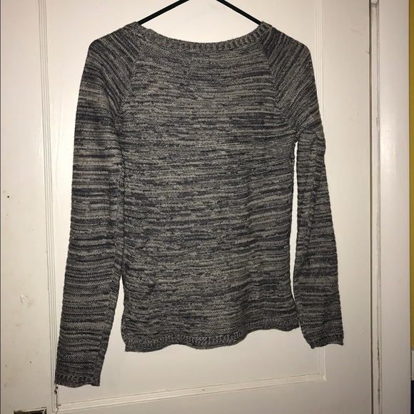 Aeropostale sweater - Picture 2 of 3
