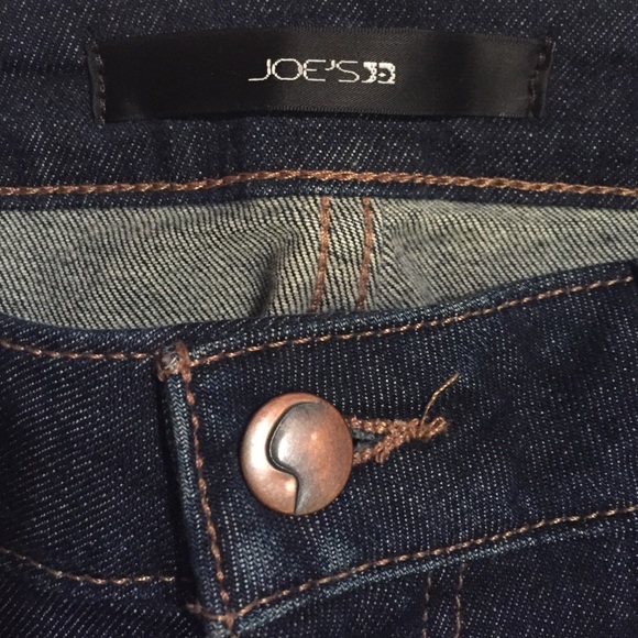 $25 Joe's Jeans boot cut dark wash. Size 29 - Picture 2 of 4