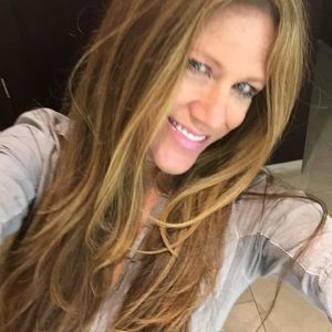 Meet your Posher, Peri