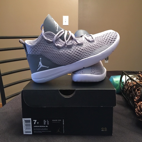 Jordan Reveal BG