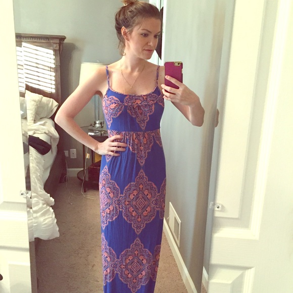 Old Navy Maternity maxi- size small