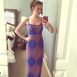 Old Navy Maternity maxi- size small