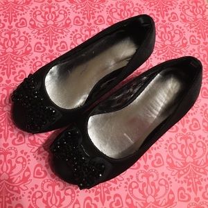 Girls (children) size 8 black high heels with bow.