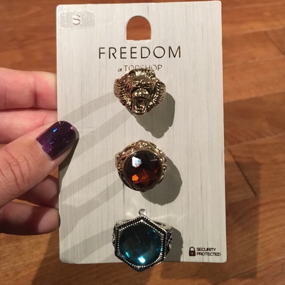 TOPSHOP 3 Ring Set - Picture 2 of 4