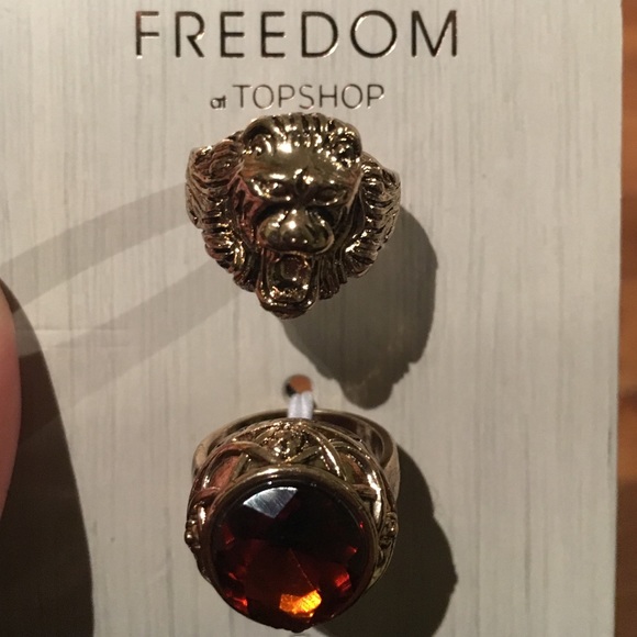 TOPSHOP 3 Ring Set - Picture 3 of 4