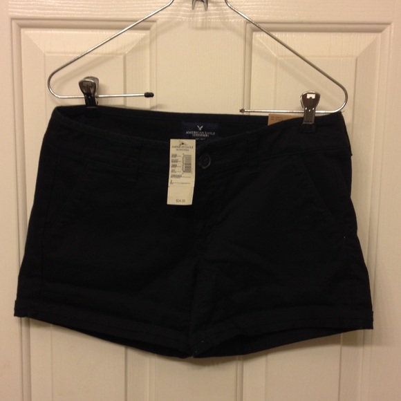American Eagle Out. black low rise black shorts