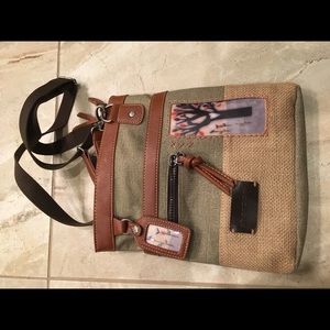 Sherpani cross body purse
