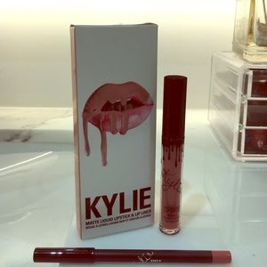 Kylie Lip Kit