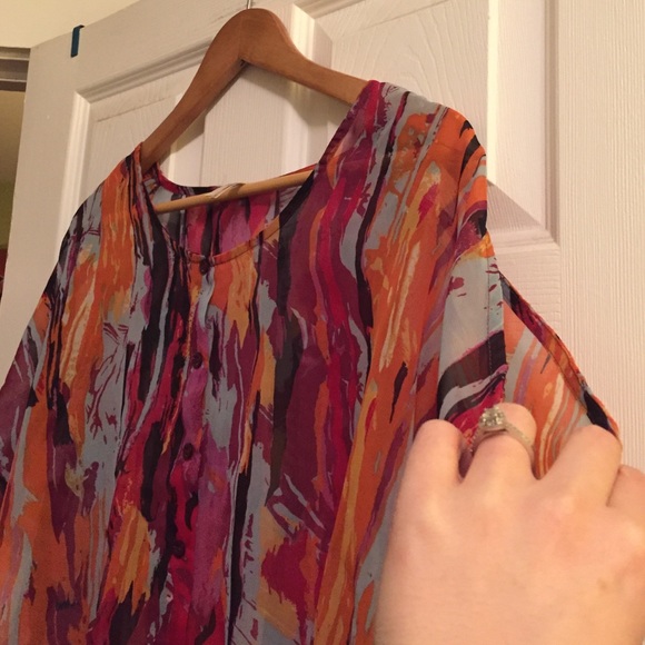 Myth | Open Shoulder Blousr - Picture 2 of 4