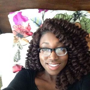 Meet your Posher, Shelby